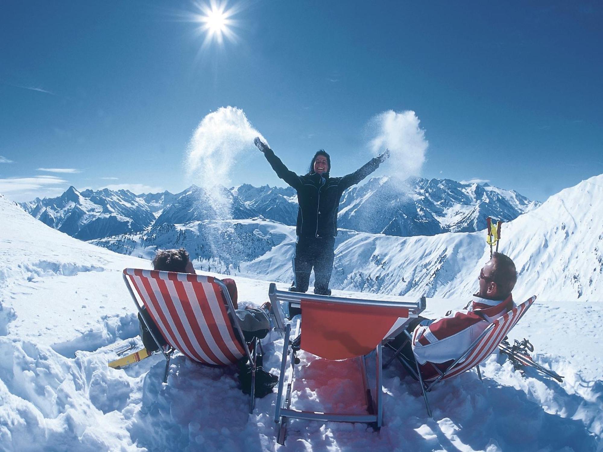 Cozy Apartment In Aschau Im Zillertal Near Ski Lift ภายนอก รูปภาพ